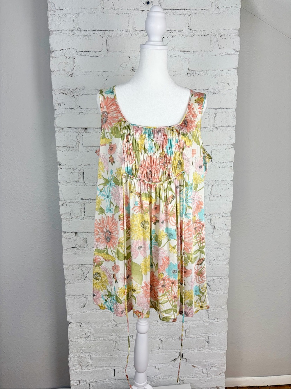 Vanity Fair VTG 70s Nylon Floral Butterfly Waist Tie Top Medium - Picture 2 of 10